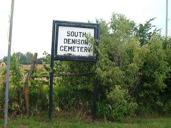 Denison Cemetery Entrance