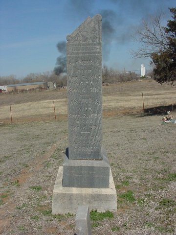 Gravestone for Elizabeth 'Bessie' (Robinson) Forney.