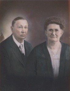 George W. Lott and Ella Bird (Van Horn) Lott. 

Photo courtesy of Ronnie Hoagland.