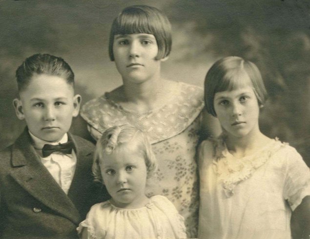 From left: Joe Massey, Mim Massey, Hope Massey & Lee Massey - Taken 1928.  Kent Massey was not yet born.

Photo from the collection of Lee (Massey) Ives.