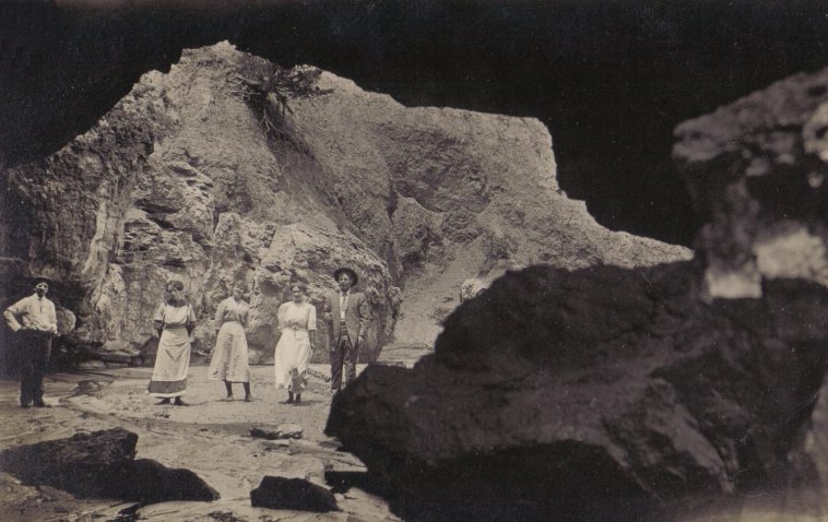 Natural Bridge Near Sun City, Barber County, Kansas.

Photo from the collection of Brenda McLain, courtesy of Kim Fowles.