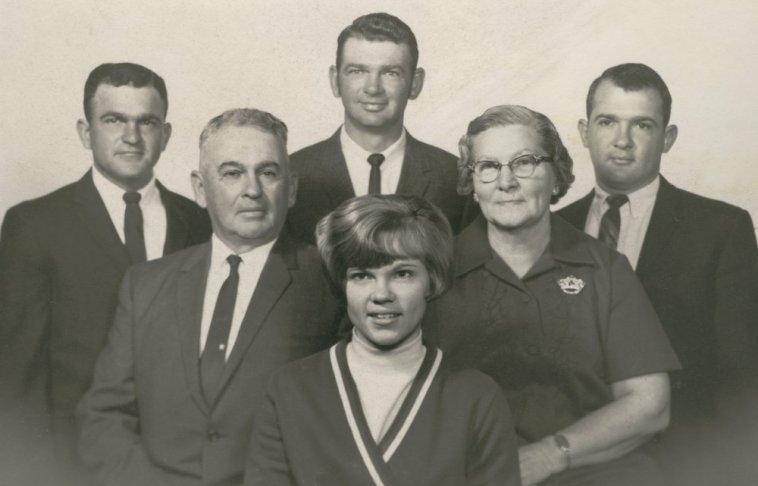 Clarence and Bertha (Inslee) Rucker  Family, 1970.

Back: Merle, LaVern and Darryl.

Middle:  Clarence and Bertha.

Front: Dianna.

Photo courtesy of Ed Rucker.