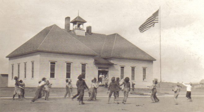 The Sun City School that was used before the brick building was built.

Photo courtesy of Brenda McLain.