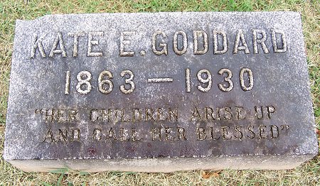 Gravestone of Kate E. Goddard, 1863 - 1930.
Spring Hill Cemetery, Harrodsburg, Mercer County, Kentucky.
Buried on Mar 28th in Section A, 12 E 1/2, Grave 8.
Kentucky Death Record Certificate # 10211.
Photo by Yvonne Lay Logue of Mercer County, Kentucky.