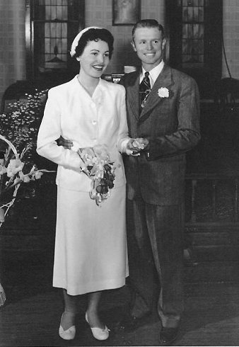 Wedding photograph of Jean Harris and Robert Hackney.