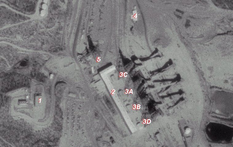 The former Magma Copper Company mine site showing the #5 shaft and 3C, 3A, 3B and 3D shafts area.

USGS aerial photograph taken 12 November 1992.

CLICK HERE to view this image on TerraServer USA.