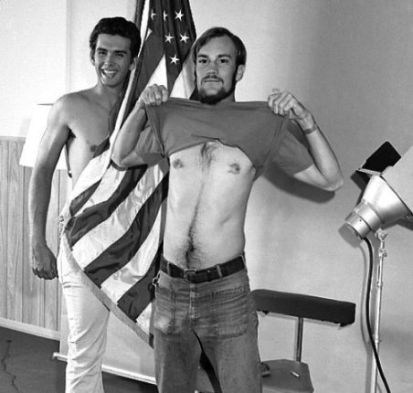 PH3 Robin Tedder, at left, and PHAN Jerry Ferrin, in the portrait studio of the Main Photo Lab, National Parachute Test Range, El Centro, California, circa 1975.

Photo by PHAN Tim Dardis.