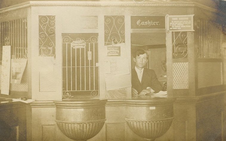 People's State Bank, Coldwater, Comanche County, Kansas.

Photo courtesy of Hiram Lewis.

CLICK HERE TO VIEW LARGER IMAGE.