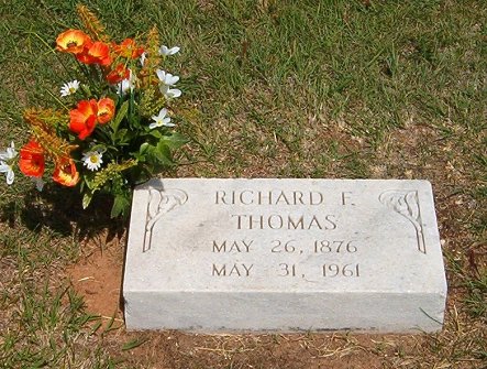 Gravestone for Richard Franklin Thomas,

Protection Cemetery, Comanche County, Kansas.

Photo by Bobbi (Hackney) Huck.