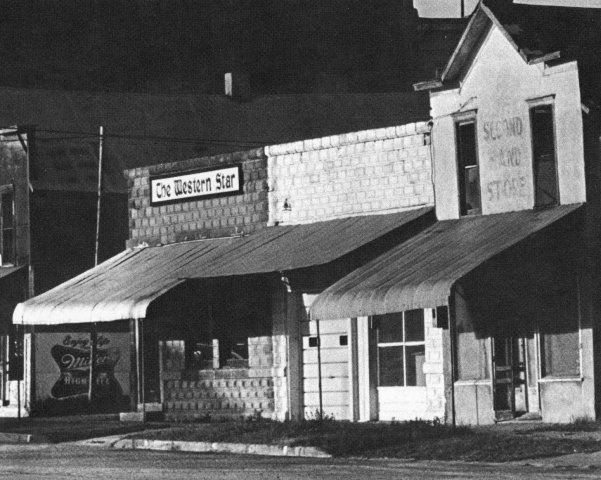 Interior of The Western Star newspaper building, Coldwater, Comanche County, Kansas, circa 1955.

Photo courtesy of Martin Sizemore.