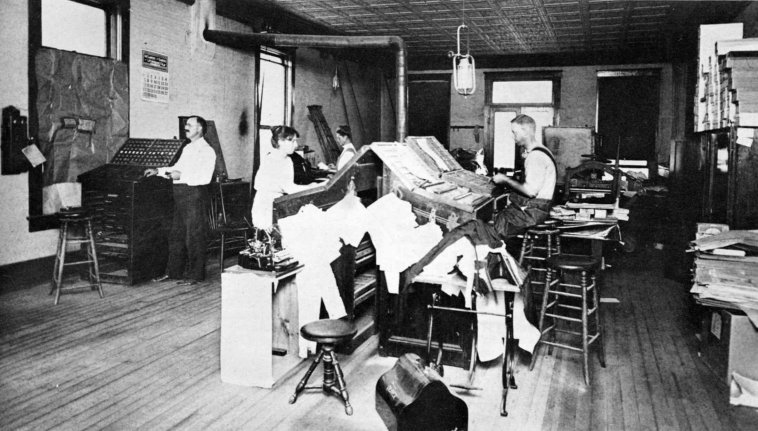 Interior of The Western Star newspaper office, Coldwater, Comanche County, Kansas, circa 1955.

Photo courtesy of Martin Sizemore.

CLICK HERE to view a larger copy of this image.