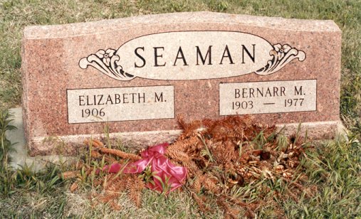 Gravestone of Elizabeth M. & Bernarr M. Seaman, Wilmore Cemetery, Wilmore, Comanche County, Kansas. Photo by John Edward (Ed) Schrock, used with permission of Janet Schrock Hubbard.