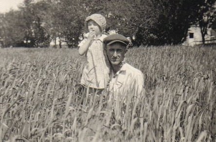 Fay Wilson with his daughter, Gloria Dean Wilson.

Photo courtesy of Rhonda (Cline) Nickel.