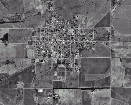 Coldwater, Comanche County, Kansas, USGS aerial photograph, 1 April 1996.