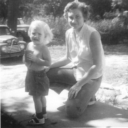 Alice Lorene (Norton) Ferrin, Comanche County, Kansas, September 1959, with her daughter, Janet Lorene Ferrin. Photo from the collection of Alice Lorene (Norton) Bergeman.

CLICK ON PHOTO TO VIEW LARGER IMAGE