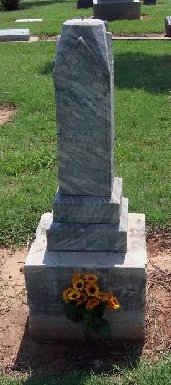 Gravestone for Robert C. Palmer, Kingfisher Cemetery, Kingfisher, Oklahoma.  

Photo courtesy of Allen Shutler.