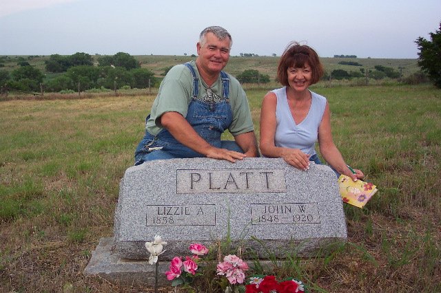 Gerald 'Buck'  Rumsey and Teresa Chapman at the gravesite of their great-grandmother's sister in Aetna Cemetery in June 2003.

Photo courtesy of Phyllis Scherich.