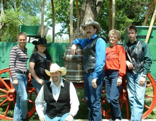 The Generations Band, left to right: Leslie Brazle, Sara Trillo, Kevin Wills, Bret Billiter, Dixie Mowbray and Rick Schiff.