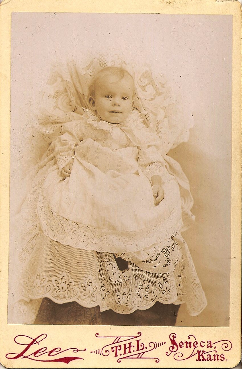 Photo of an unknown baby.