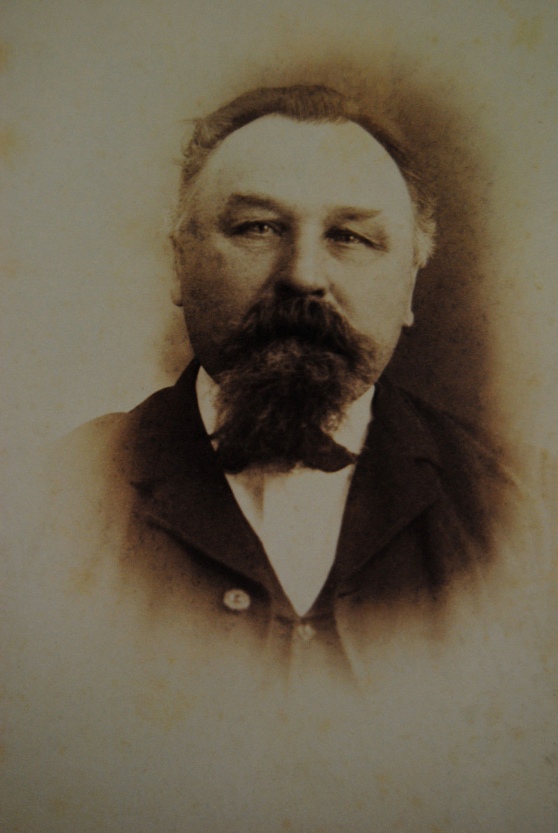 Photo of unknown man